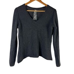 Magnolia Pearl Handmade 100% Soft Thin Luxury Cashmere Charcoal V-Neck Sweater